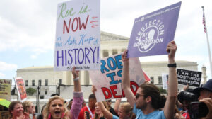 美 대법원, 낙태 허용한 판례 폐기…“헌법상 권리 아니다”