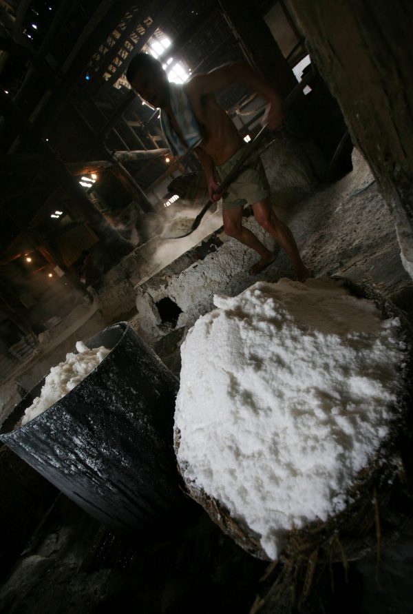worker salt china